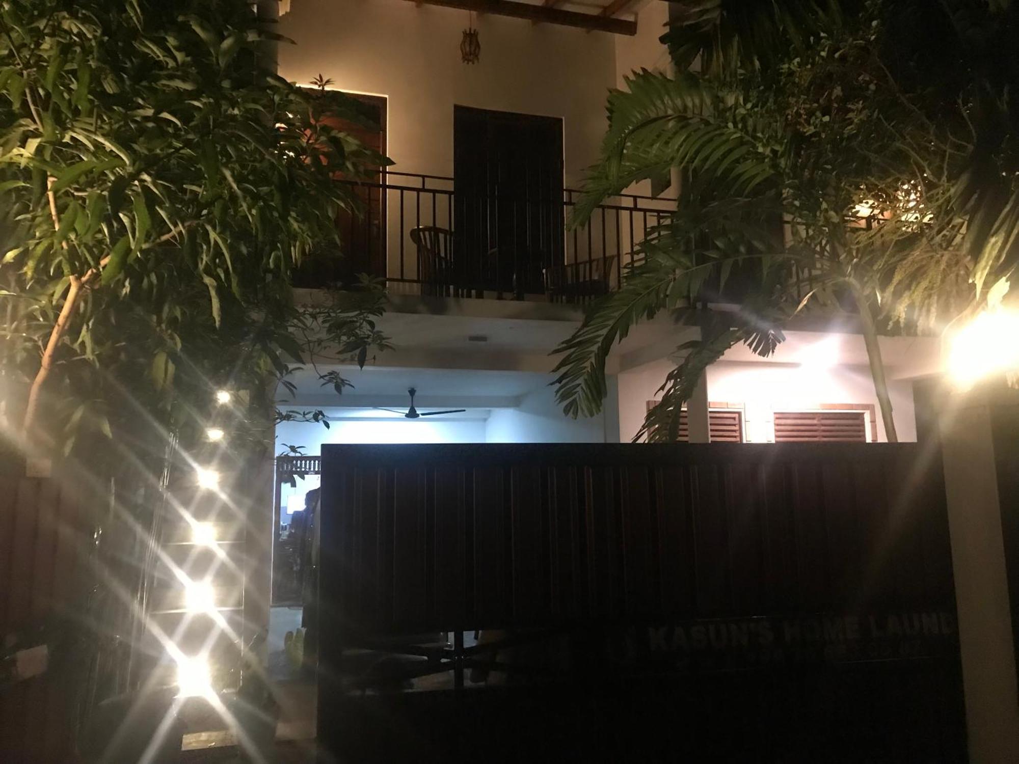 Flip Flop Inn Mirissa Kültér fotó